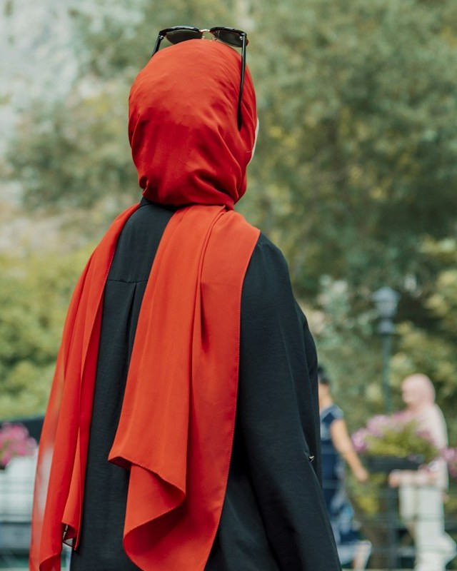 Iqra Ilyas, Director
